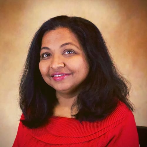 About Yashashri Urankar Dentist